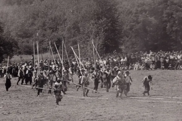 Helfštýn, historický šerm, 1985 (z archívu Petra Milaty)